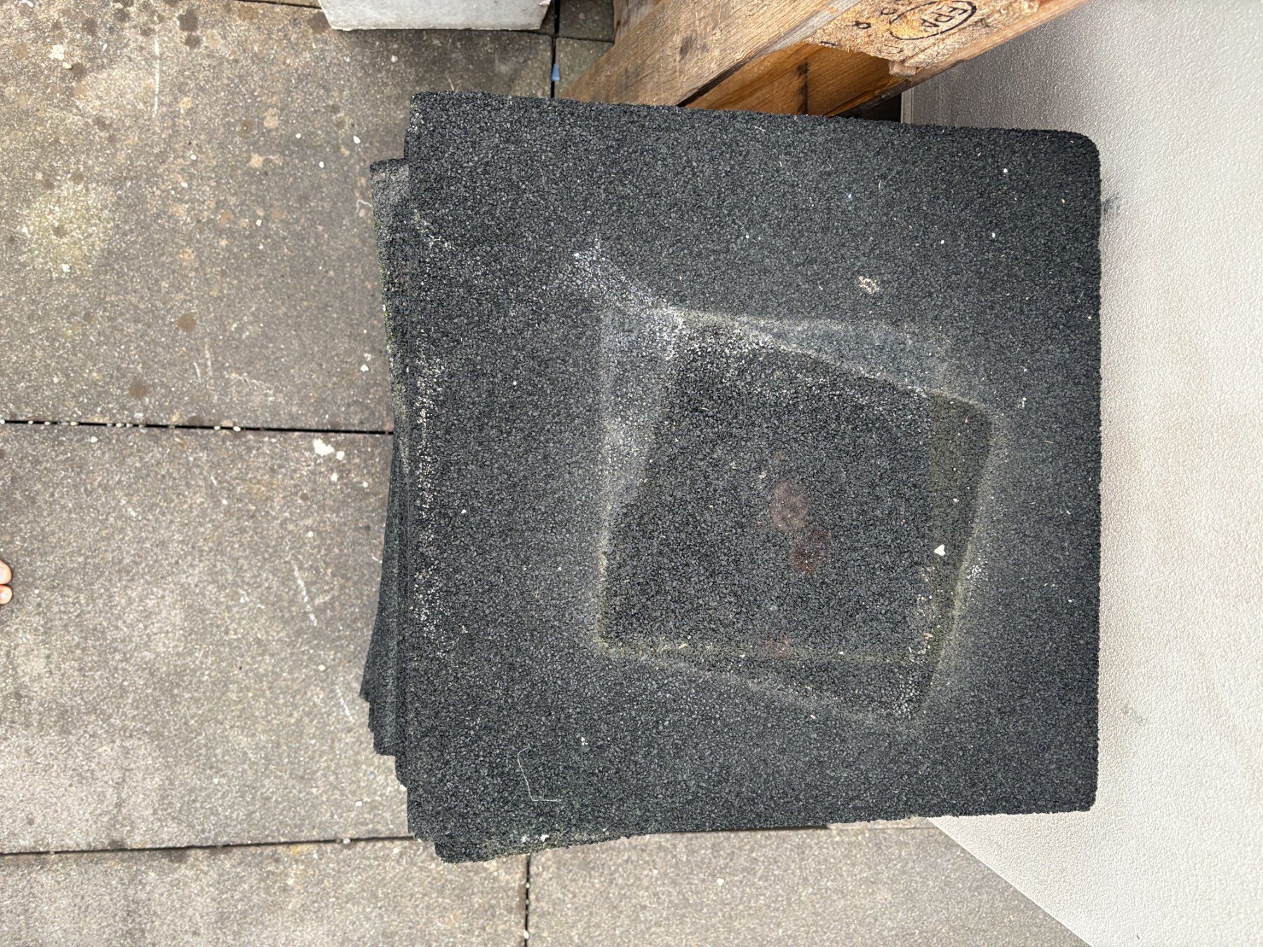 Rivestimenti per pavimenti: Fallschutzplatten 13 Stk. – Usato da Emmenbrücke venduto da rolfplus41 1