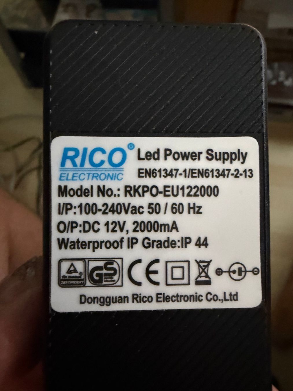 Ghirlande e barre luminose: Lichtband 220V und 5,50m Länge – Usato da Mollis venduto da Hg 3