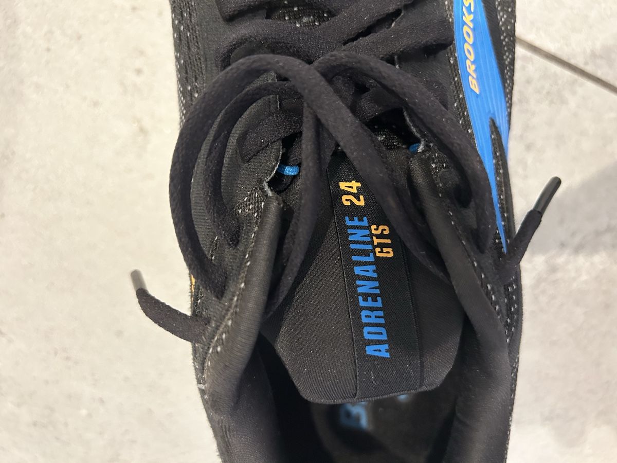 Brooks Scarpe da uomo: Brooks Adrenaline GTS 24 - EU 44.5 – Usato da Maroggia venduto da Leumas1979 2