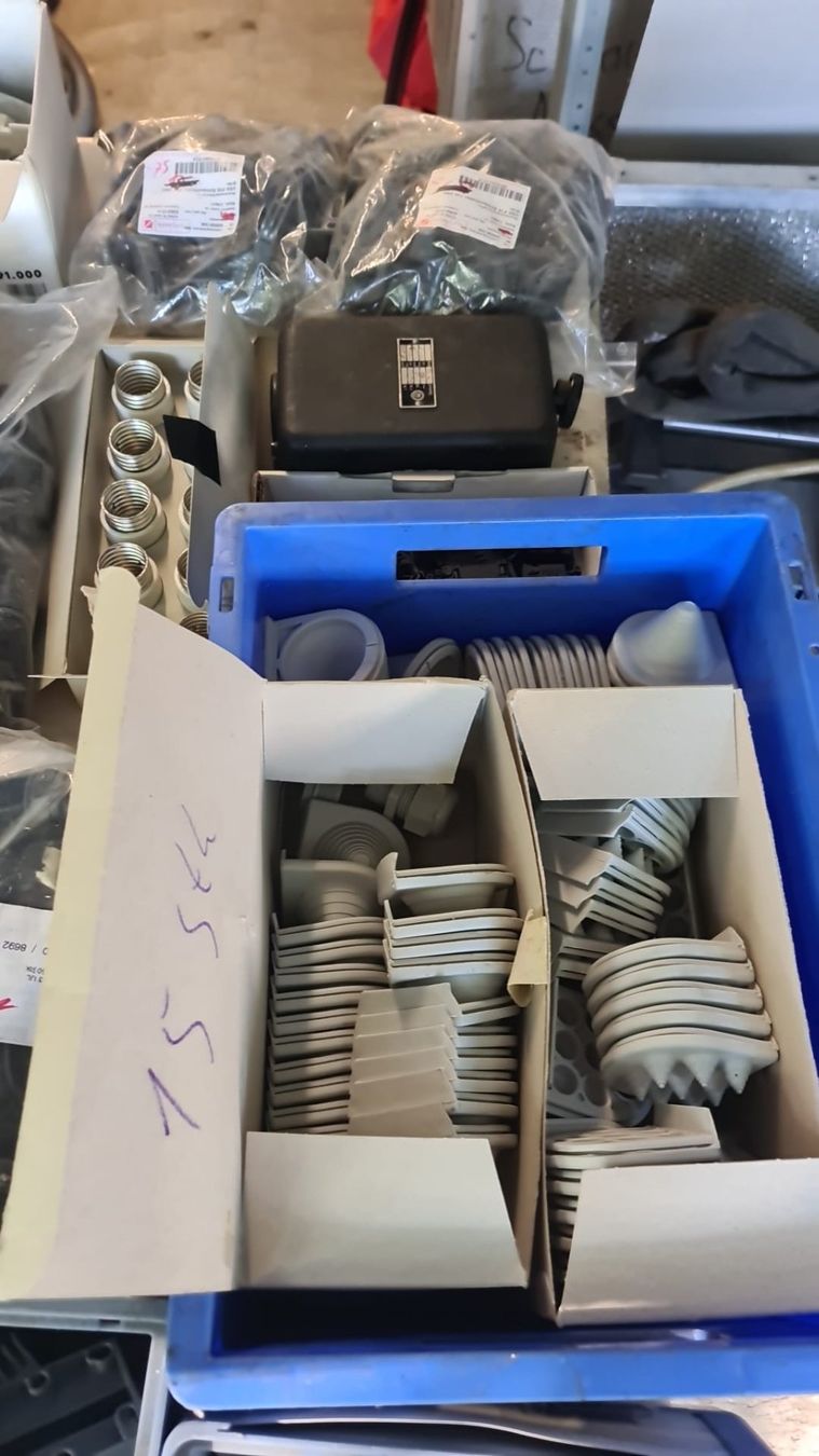 Fiches d'alim.: Elektrozubehör div – Neuf (Voir description) à Egerkingen par ogi3131 6