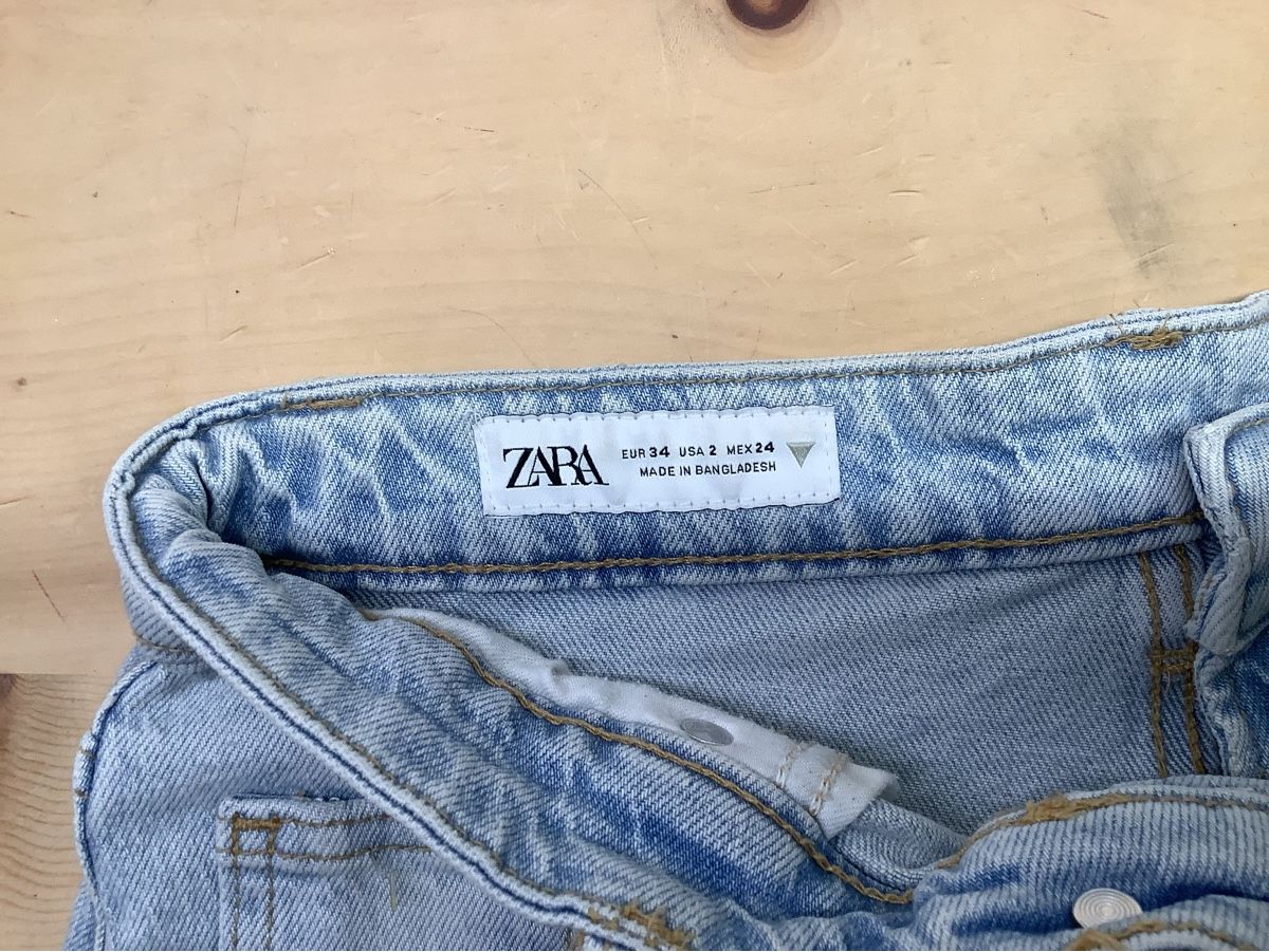 Zara Pantaloni: Zara Jeans Shorts hellblau Grösse 34 – Usato da Egg b. Zürich venduto da coremamo 2