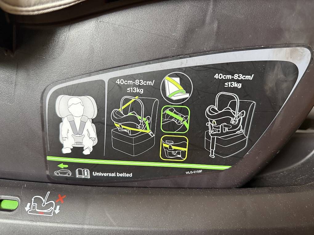 Nuna Sièges auto: Nuna Babyschale / Autositz mit Basisstation – D'occasion à Herisau par mar_p9kd 3