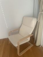 Sessel weiss Holzgestell guter Zustand 40-60 Zeichen