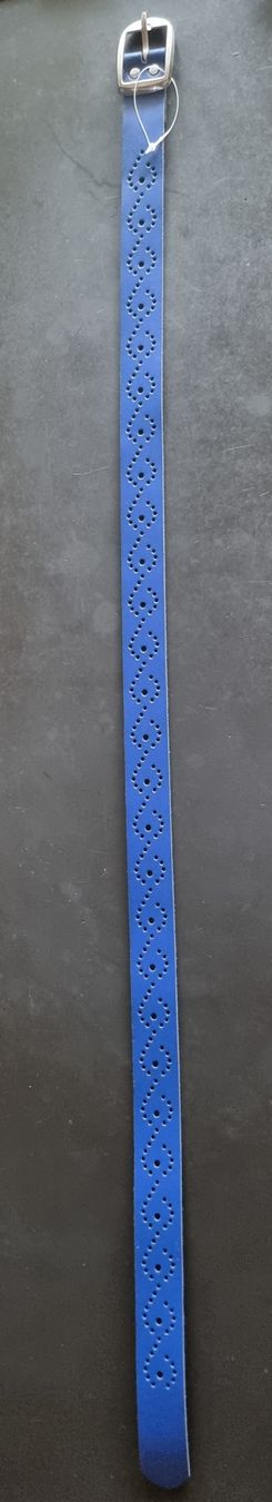 Cinture: Leder Gürtel dunkelblau 85 cm NEU !!! – Nuovo e nell'imballaggio originale da meggen venduto da comeinpeace 2