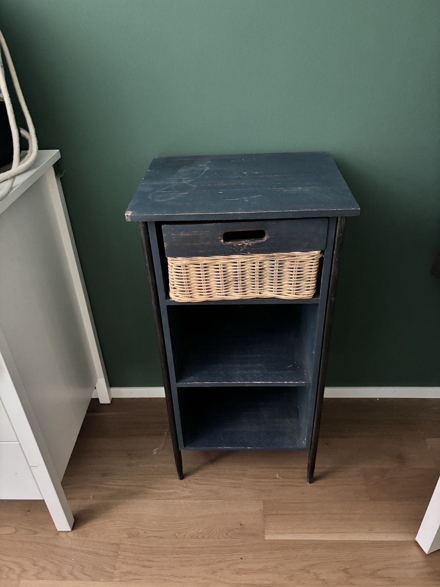 Scaffali: Small cabinet with drawer and shelves blue – Usato da Zürich venduto da O.Bond