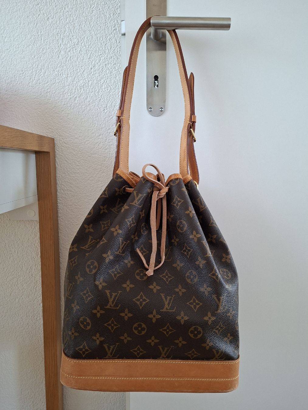Louis Vuitton Borse da donna: LOUIS VUITTON GRAND NOE MONOGRAM – Usato da Biberist venduto da Soleda67