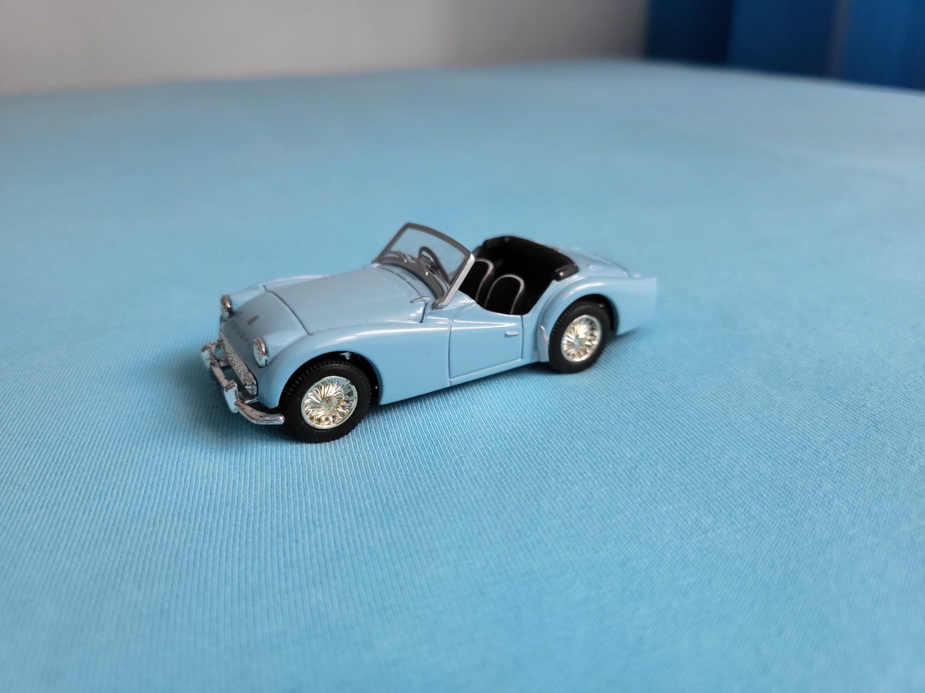 Triumph Modellini d'auto: Triumph TR3A, 1960 – Nuovo (secondo la descrizione) da Glattbrugg venduto da PhilKrill