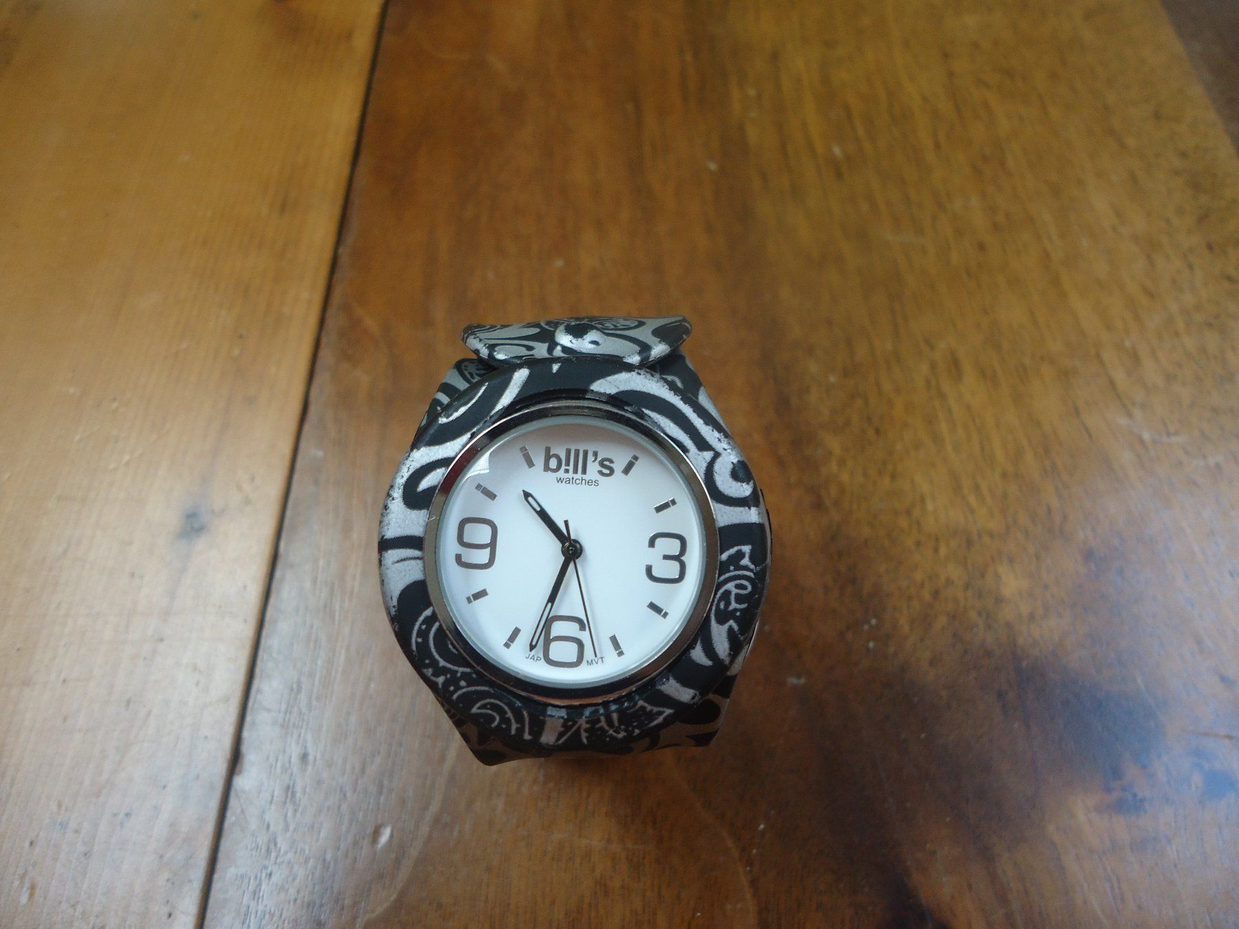 Orologi: Montre bill's avec 2 bracelets – Usato da Vessy venduto da mafabe 3