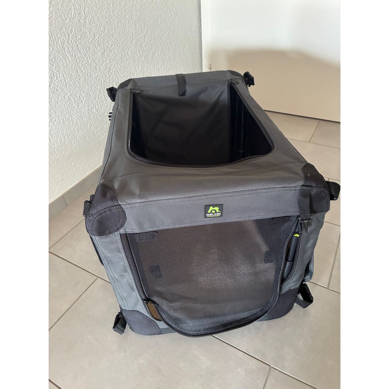 Gabbie, trasporto & Sicurezza: Hundebox, zusammenklappbar – Usato da Tennwil venduto da Rohrdorferberg 1