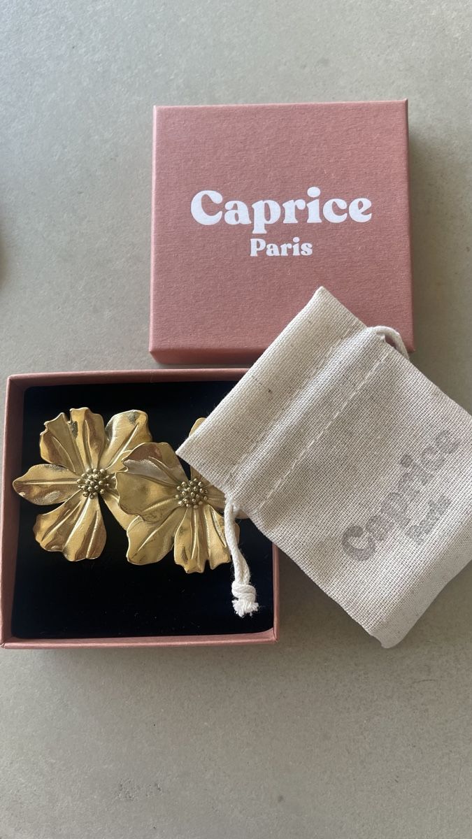 Ohrringe & -stecker: Goldene Blumenohrringe Neu – Neu und originalverpackt aus Bremgarten b.Bern von D-Sign 2