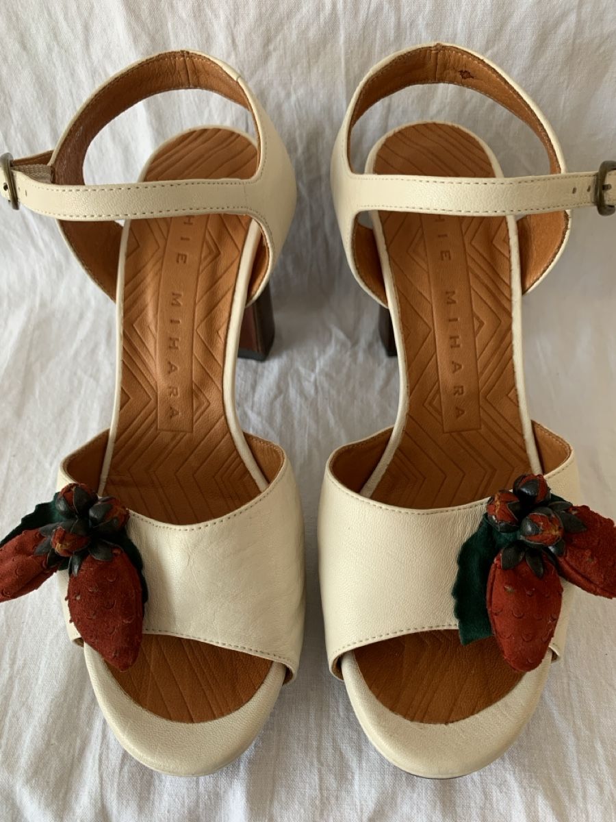Chie Mihara Damenschuhe: Sandales Chie Mihara 37 – Neu (gemäss Beschreibung) aus La Chaux de Fonds von vic_gr9h