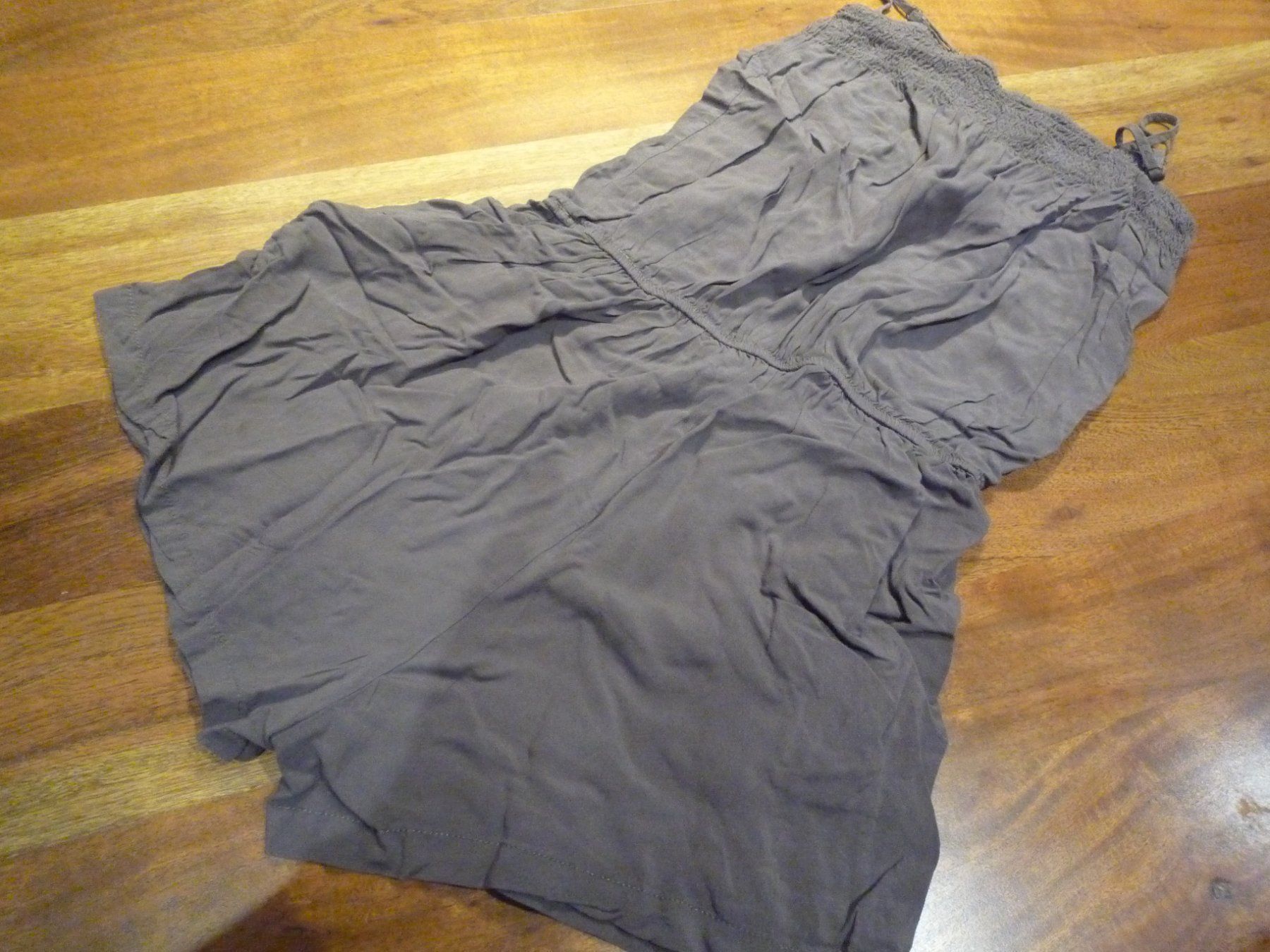 Tute: JUMPSUIT GR.S – Usato da Andwil SG venduto da schmei 2