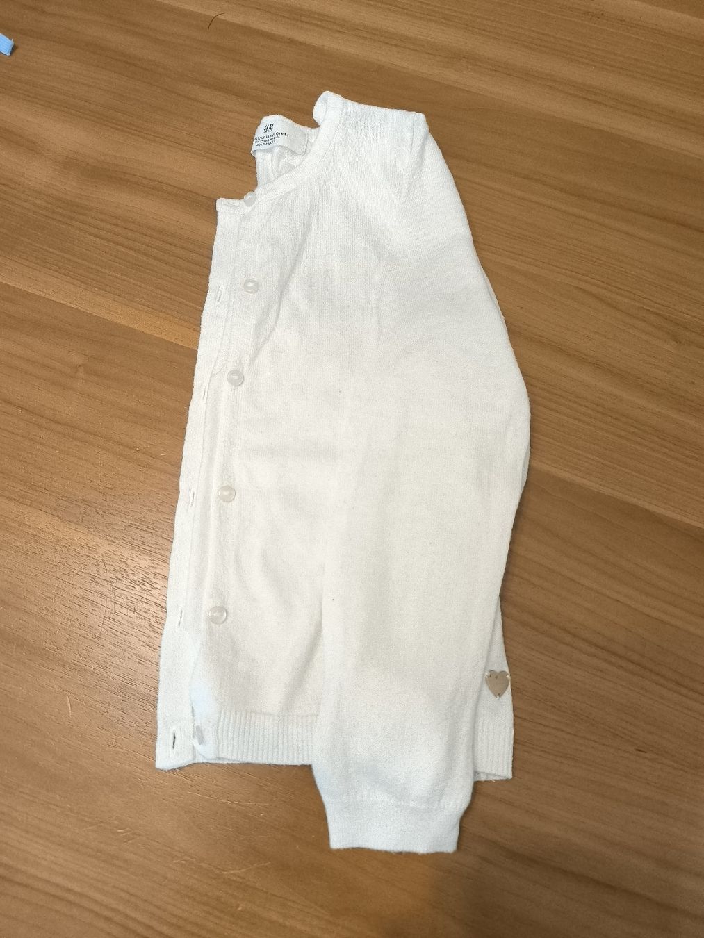 H&M Giacche & Cappotti: Cardigan Mädchen gr 122/128 – Usato da Buchs SG venduto da Cor-Pie 2