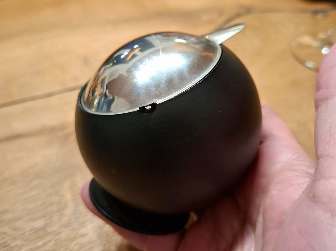 Portacenere: Space Age Quist Kugelascher / Aschenbecher in schwarz/silber – Usato da Schlieren venduto da Norauro 3
