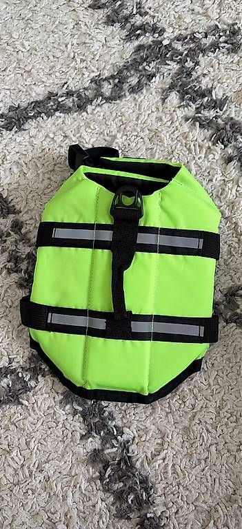 Schwimmwesten: Schwimmweste Hund – Neu und originalverpackt aus Balsthal von Aliciia 1