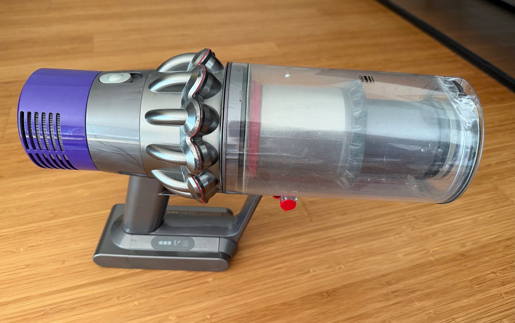 Dyson Staubsauger & Zubehör: Dyson V10 Absolute OHNE Saugrohr – Gebraucht aus Bremgarten b. Bern von Filou73 2