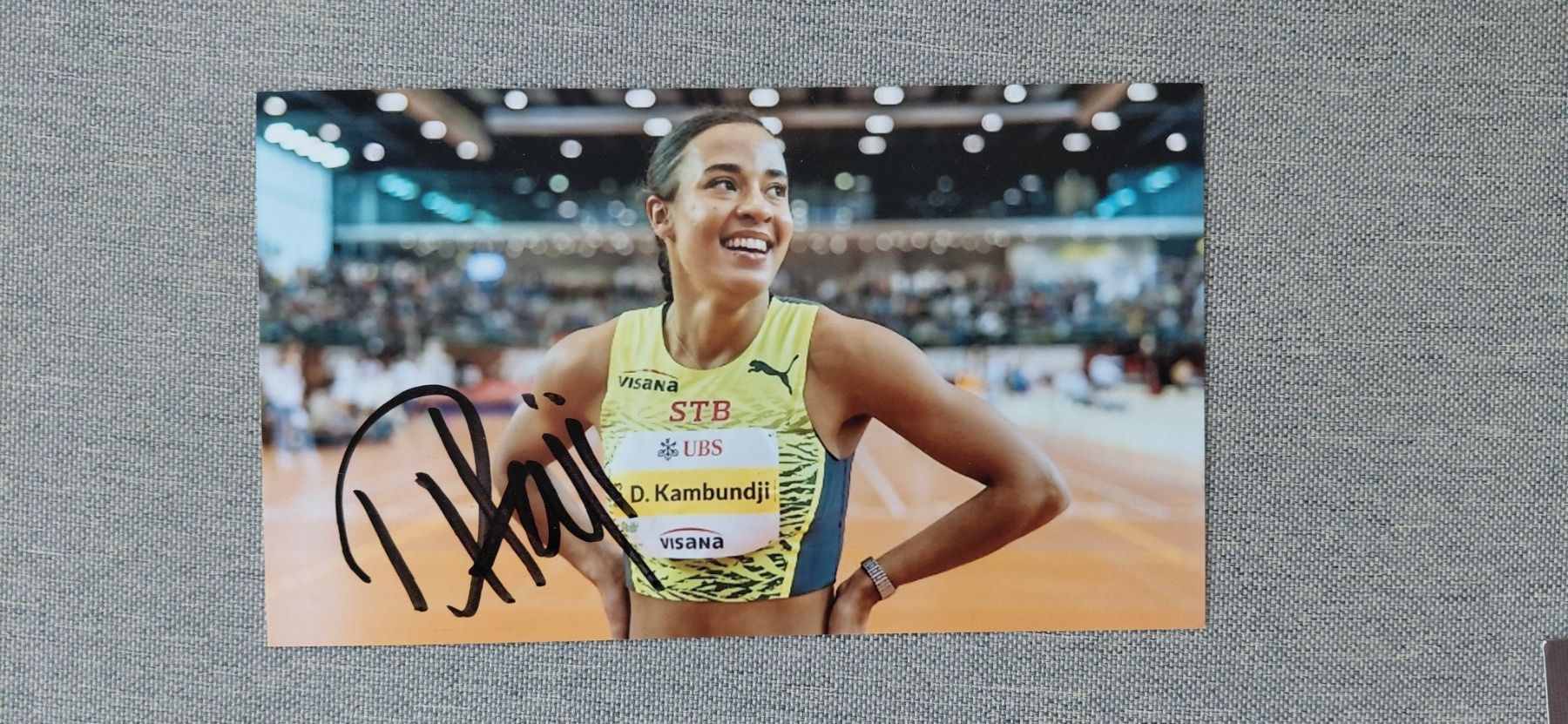 Autogramme: Autogramm Ditaji Kambundji – Gebraucht aus Schmerikon von Olympia04