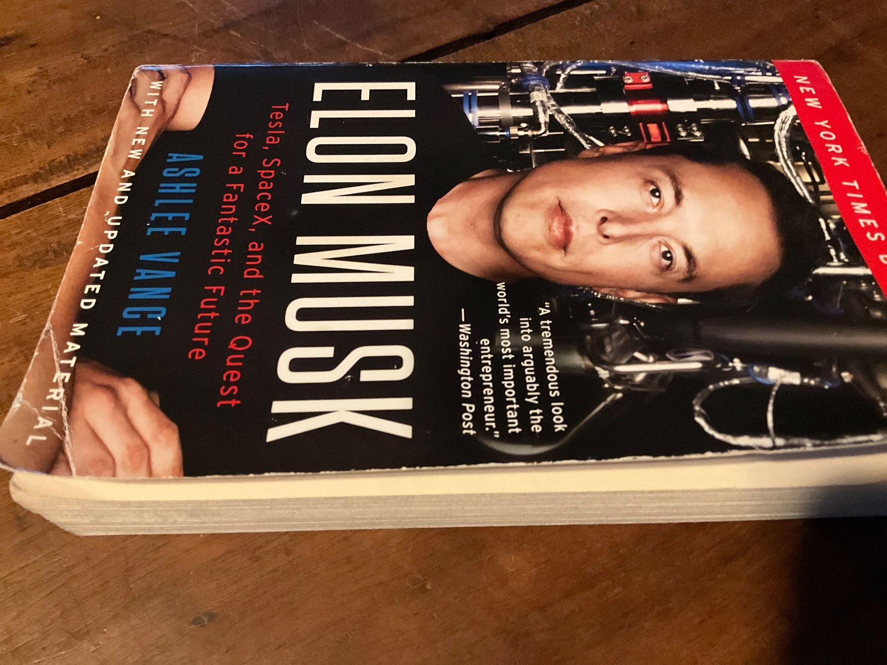 Libri: Elon Musk: Tesla, SpaceX - – Usato da Avenches venduto da Lactobacille 4