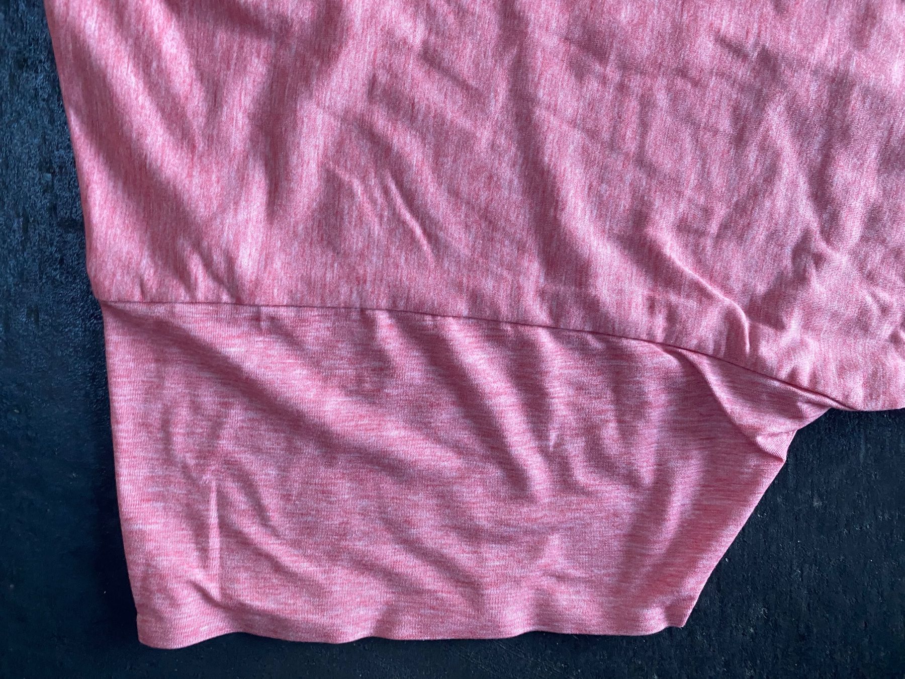 Uniqlo T-Shirts: Airism Shirt Uniqlo M – Gebraucht aus Chur von simhofstr 1