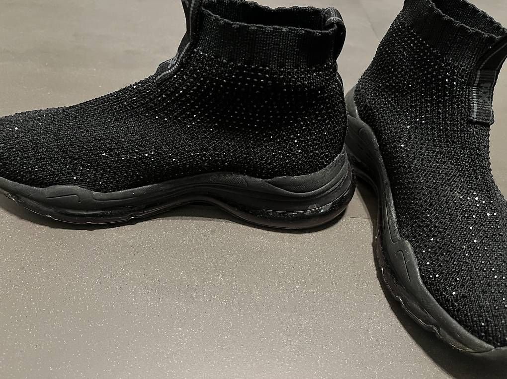 Scarpe da donna: Xti Glitzer Schuhe – Usato da Lausen venduto da mirip86 1