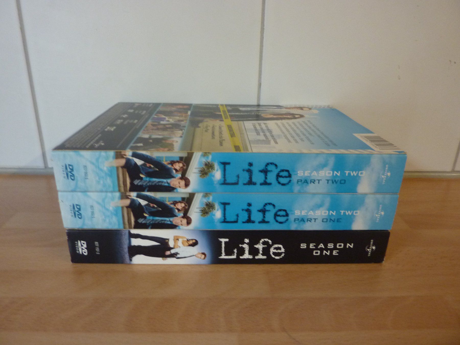 Tous les DVDs: Life Staffel 1-2 – D'occasion à Niederscherli par Zahnd1 1