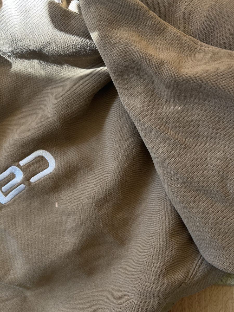 Carhartt Pullover & Sweatshirts: Carhartt Pullover braun beige (ca. M) – Gebraucht aus Amriswil von bra_m9x6 2
