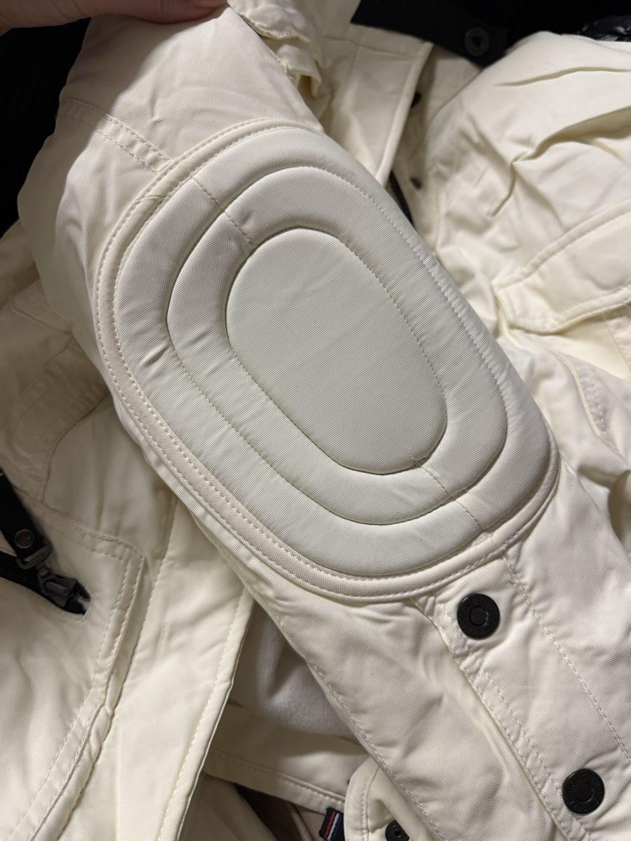 Moncler Giacche: Moncler Jacke – Usato da Zürich venduto da Kluxus 3