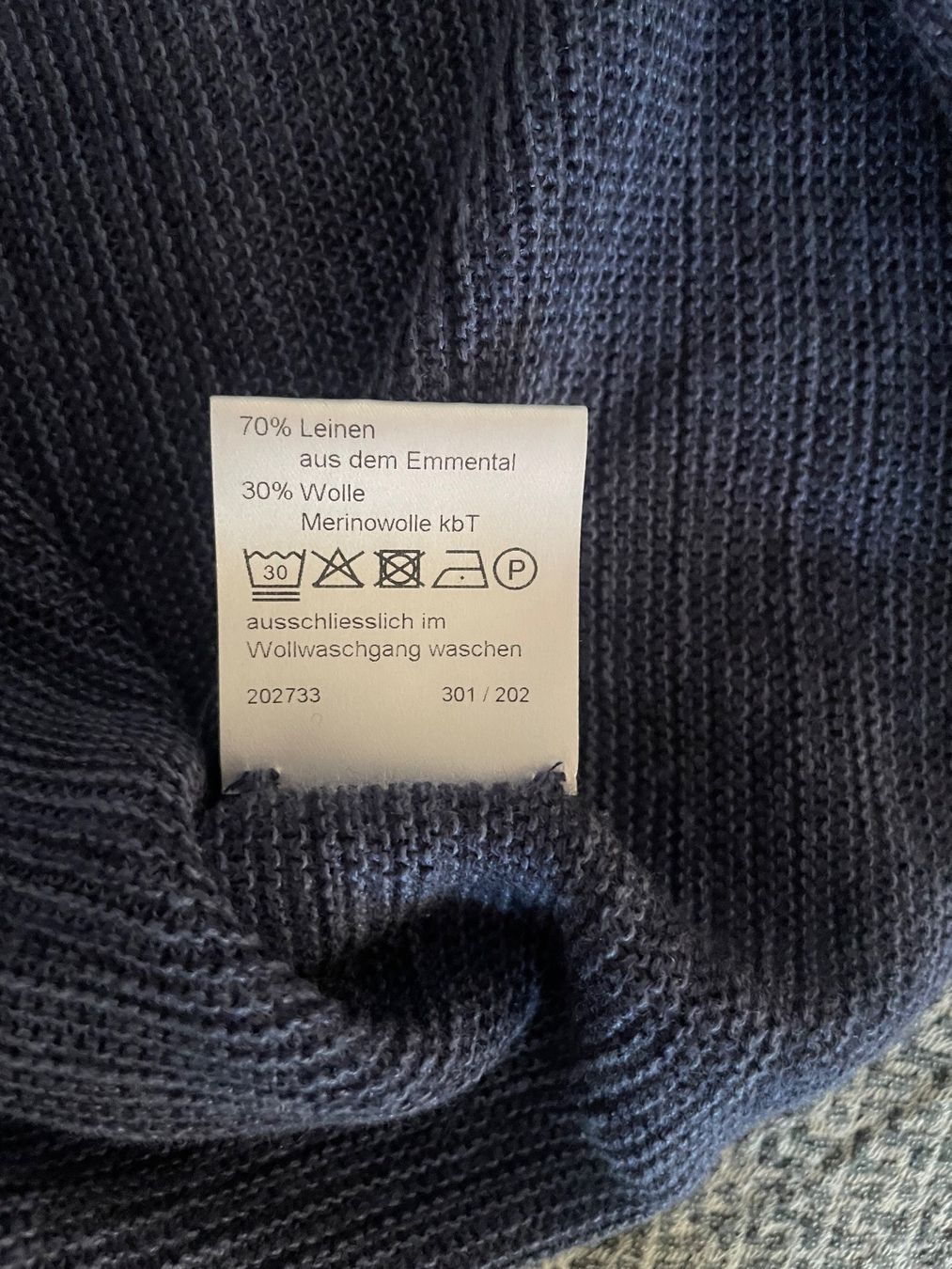 Maglioni & Felpe: WWF Swiss made Leinen Feinstrick Pullover blau neuwertig S – Nuovo (secondo la descrizione) da Clarens venduto da Lois86 4