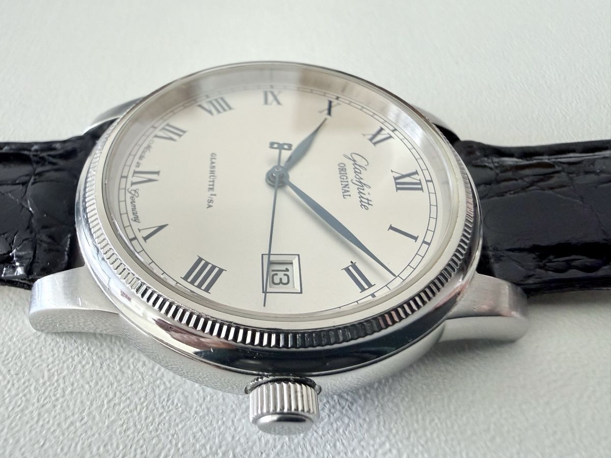 Glashütte Uhren: GLASHÜTTE Original Senator Automatic Date, New Alligator str – Gebraucht aus Le Mont-sur-Lausanne von LycaGallery 3