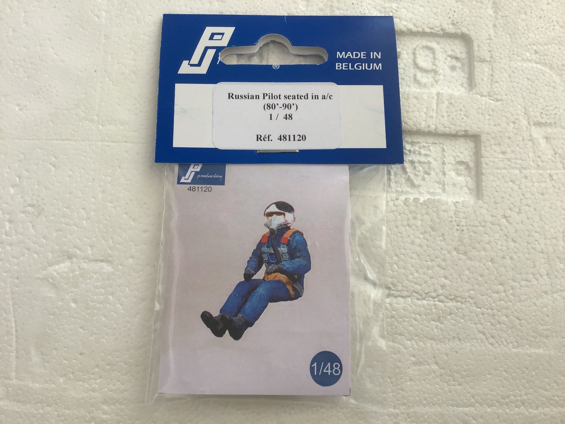 Modellbausätze & Standmodelle: Russischer Pilot, sitzend, 1/48, Resin-Figur, Neu – Neu und originalverpackt aus Männedorf von Spezial-Modelle