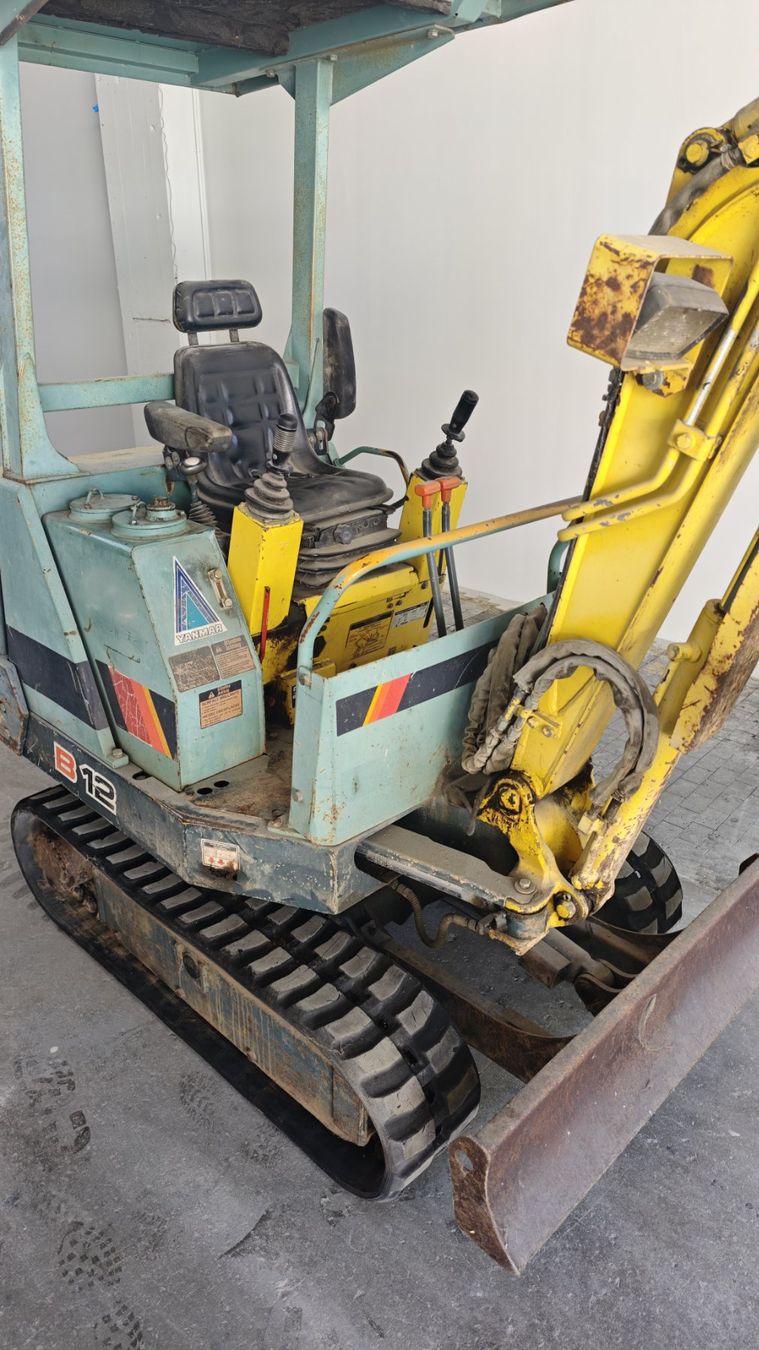 Yanmar Excavateurs: Bagger Yanmar B12 – D'occasion à Luzern par pilatusshop 3