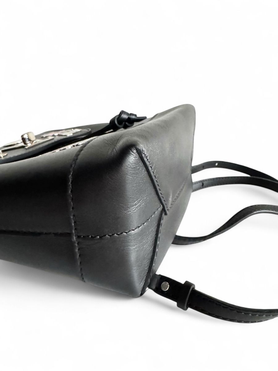 Louis Vuitton Borse da donna: LOUIS VUITTON My Lockme Mini Pins Leather Backpack Tasche – Usato da Kriens venduto da hannaandkiko 4