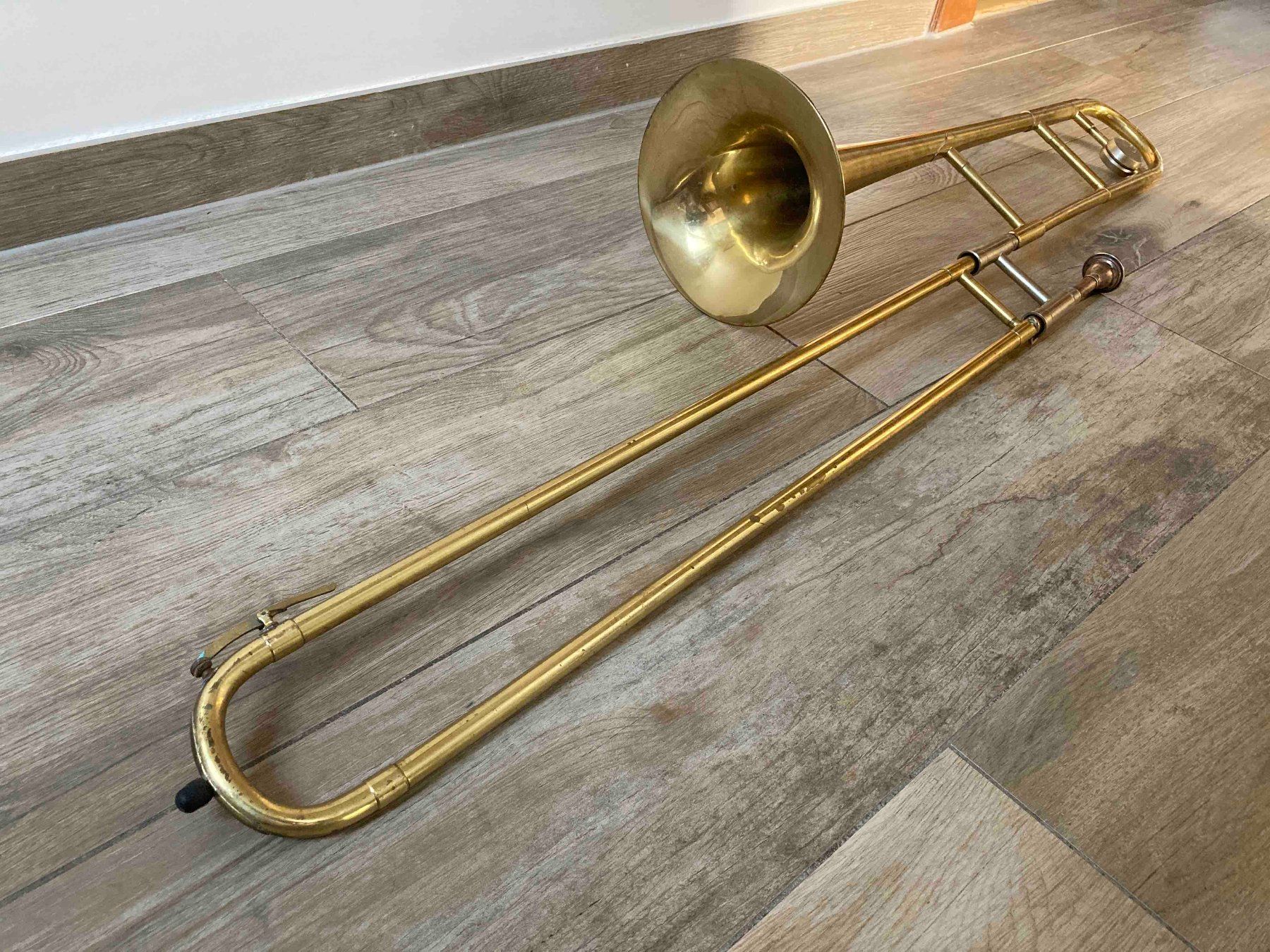 Strumenti musicali: Posaune Trombone Embouchure – Difettoso da Lausanne venduto da asdyx