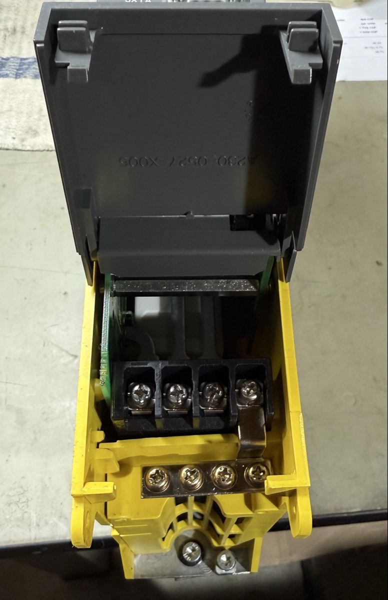 Fanuc Elektronikbauteile: Fanuc amplificateur A06B-6096-H105 – Gebraucht aus Porrentruy von hen_5r7h 1