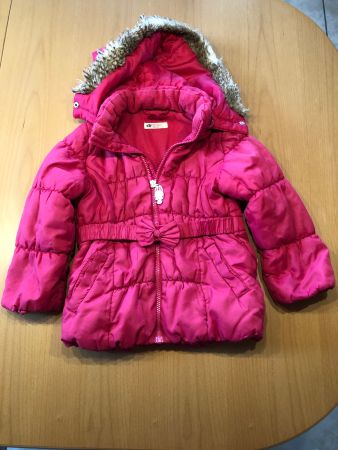 Winterjacke Gr. 98, mit vielen süssen Details!
