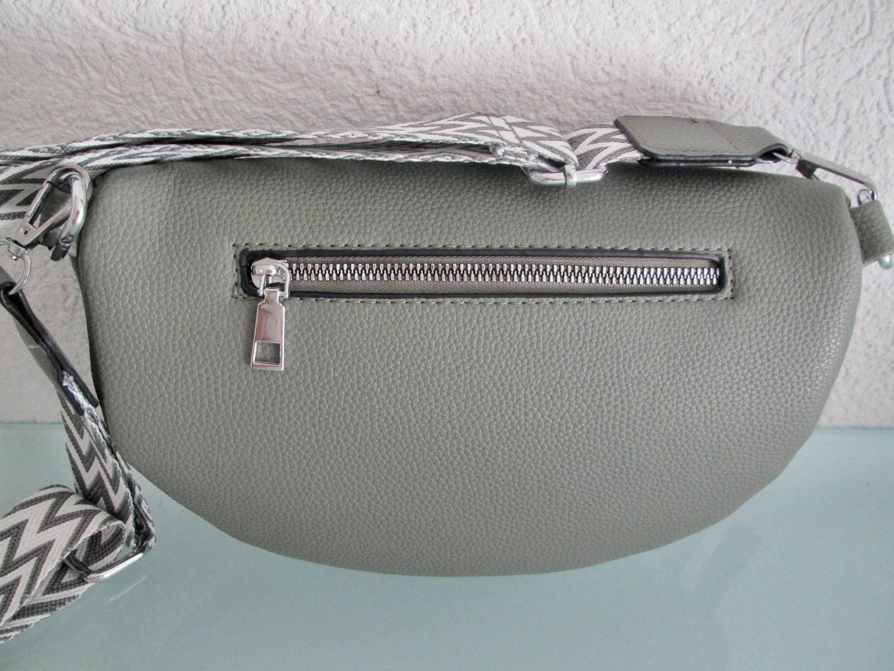 Borse da donna: SAC EN BANDOULIERE OLIVE – Nuovo (secondo la descrizione) da Murten venduto da Selliot 3