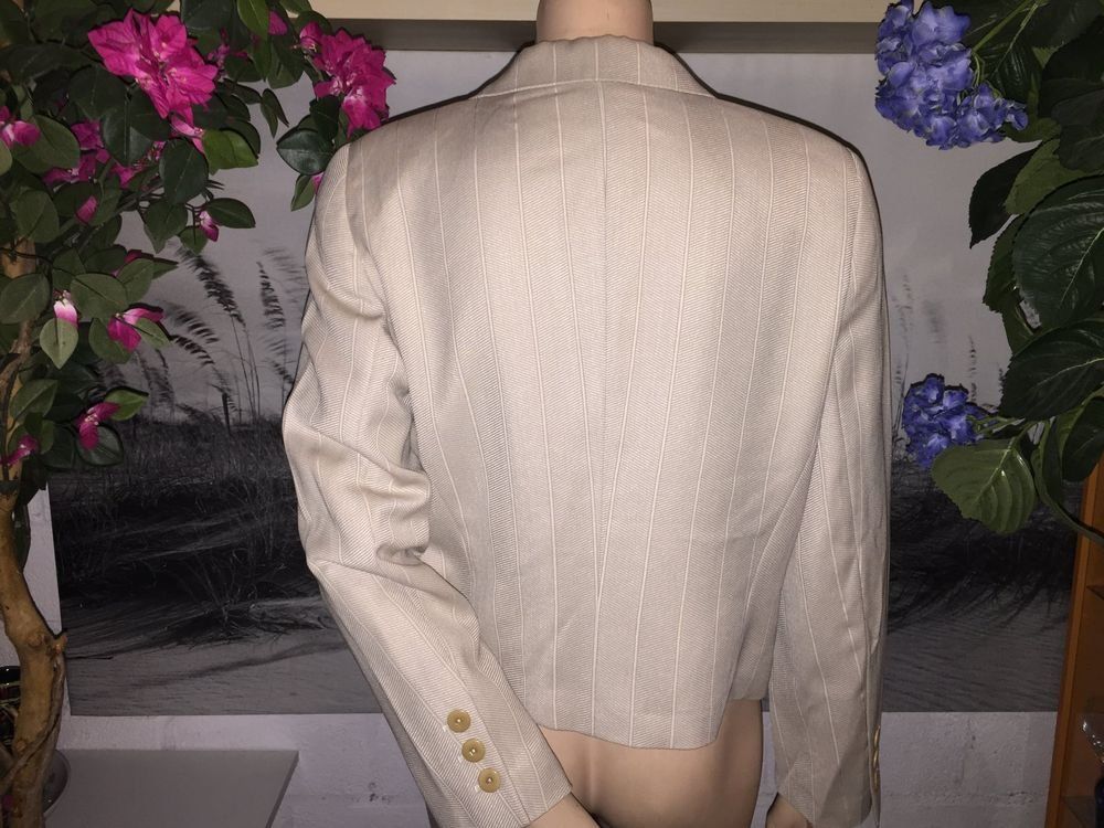 Escada Giacche: Blazer soie/seide  ESCADA   Taille / Grosse 42 .... – Usato da Cossonay-ville venduto da Super-Price-Quality 6