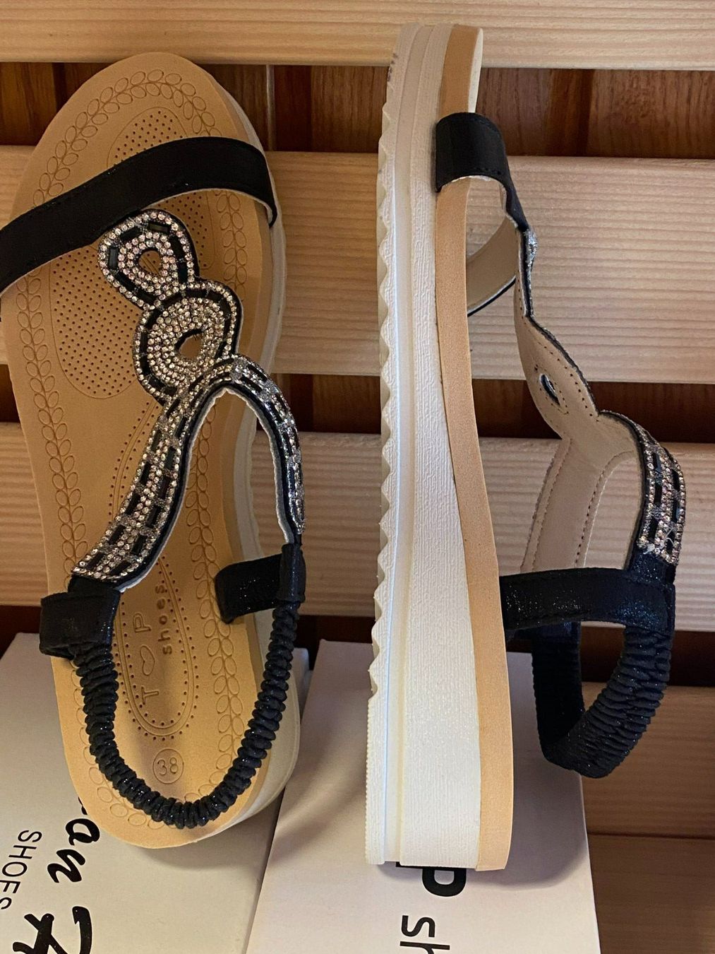 Damenschuhe: DAMEN SANDALEN,SCHWARZ-SILBER – Neu und originalverpackt aus Meienried von ManuelaBoutique 2