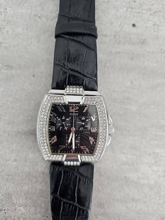 Guess Uhren: Guess Uhr – Gebraucht aus Sursee von iva_jcp7 1