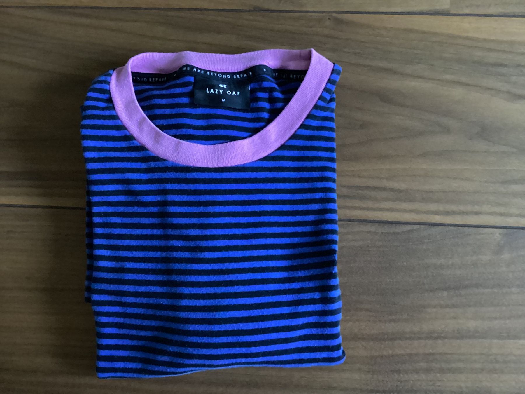 T-shirt: Lazy Oaf T- Shirt – Usato da Dachsen venduto da Achohberg