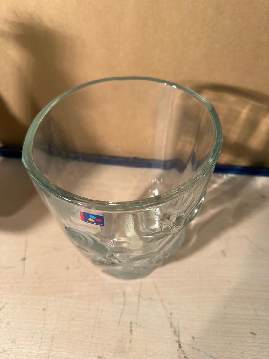 Bicchieri: Luminarc Glass with Rose Design - Elegant Drinkware – Usato da Lausanne venduto da vas_cdb2 2