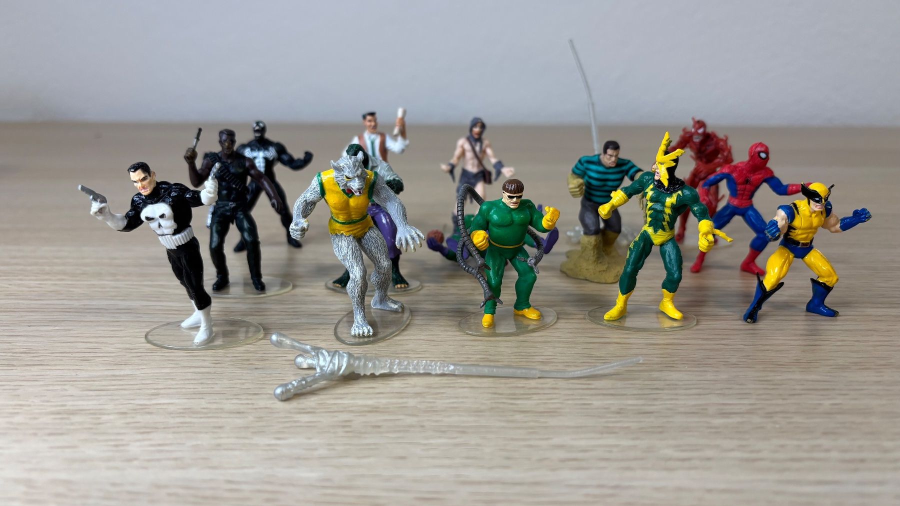 Marvel Statuette: Lot de 14 figurines Marvel – Usato da Delémont venduto da Loccaze2015
