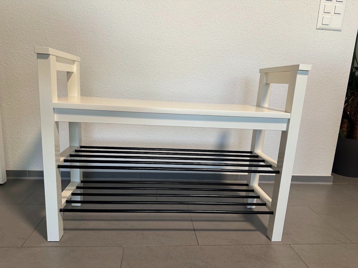 Ikea Bancs: IKEA TJUSIG Shoe Storage Bench (White) – D'occasion à Zürich par nat_t6g9