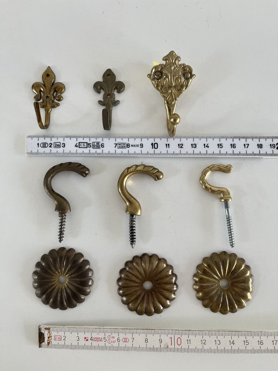 Eisenwaren: 6 Stk. div. Haken aus Metall – Gebraucht aus Wetzikon ZH von seli03 5