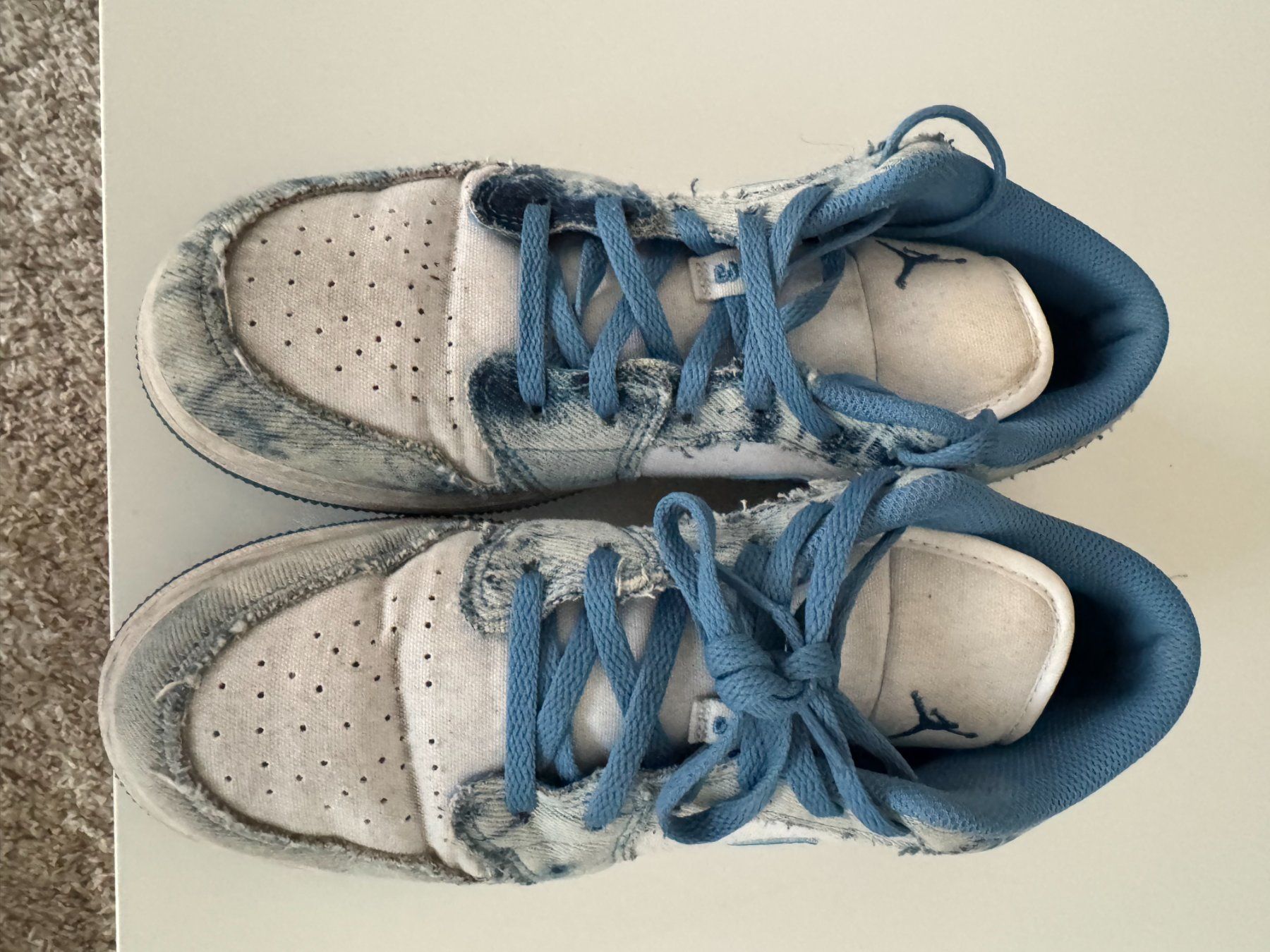 Jordan Scarpe da donna: Air Jordan 1 jeans, Gr. 38.5 – Usato da Rotkreuz venduto da Servette1