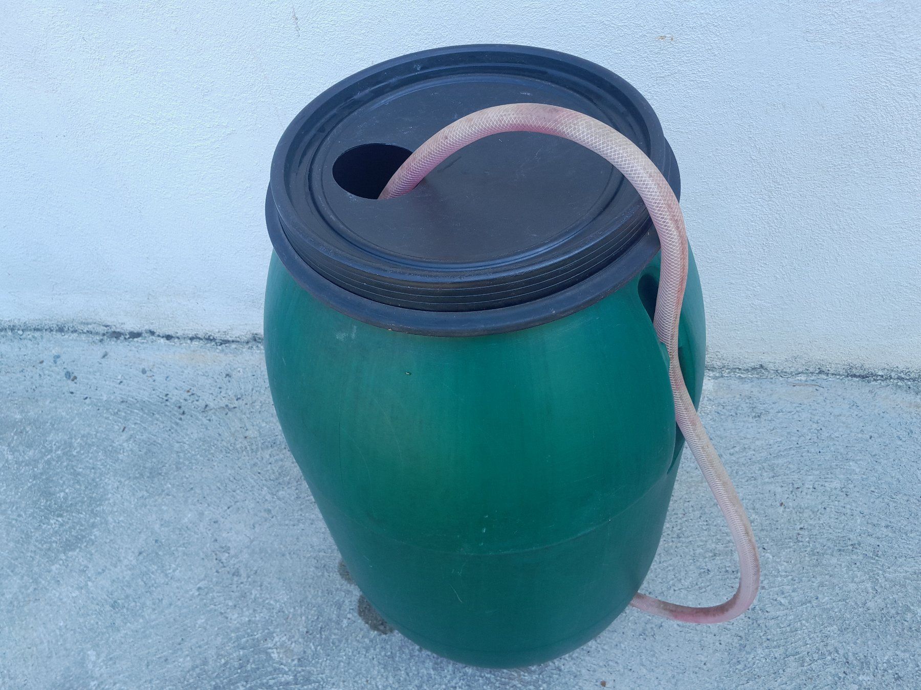 Bewässern & Giessen: Gartenfass 220 Liter – Gebraucht aus Zürich von raphahello 2