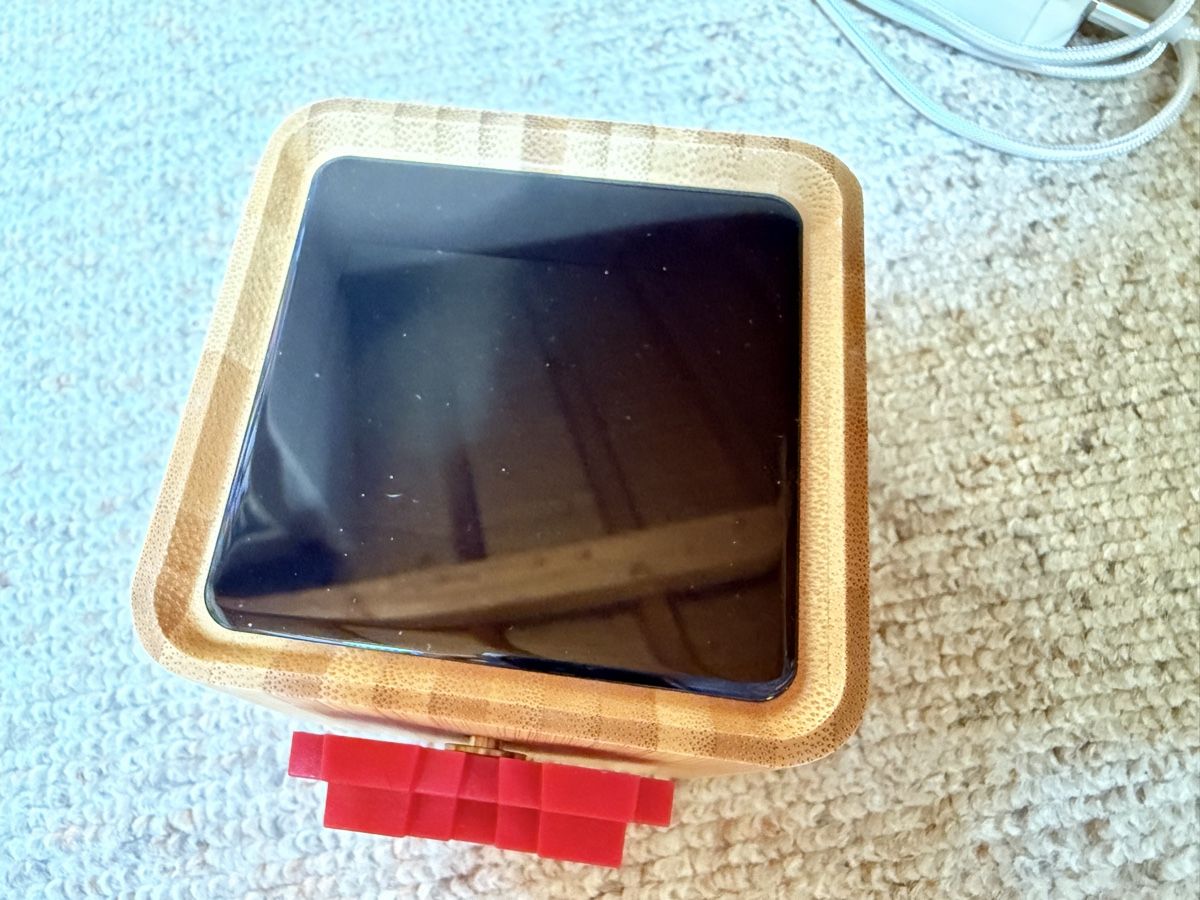 Wecker: Lovebox – Neu und originalverpackt aus Founex von Hyrienne 1