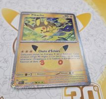 Pokémon 30 ans - Pikachu 051/128 en FR