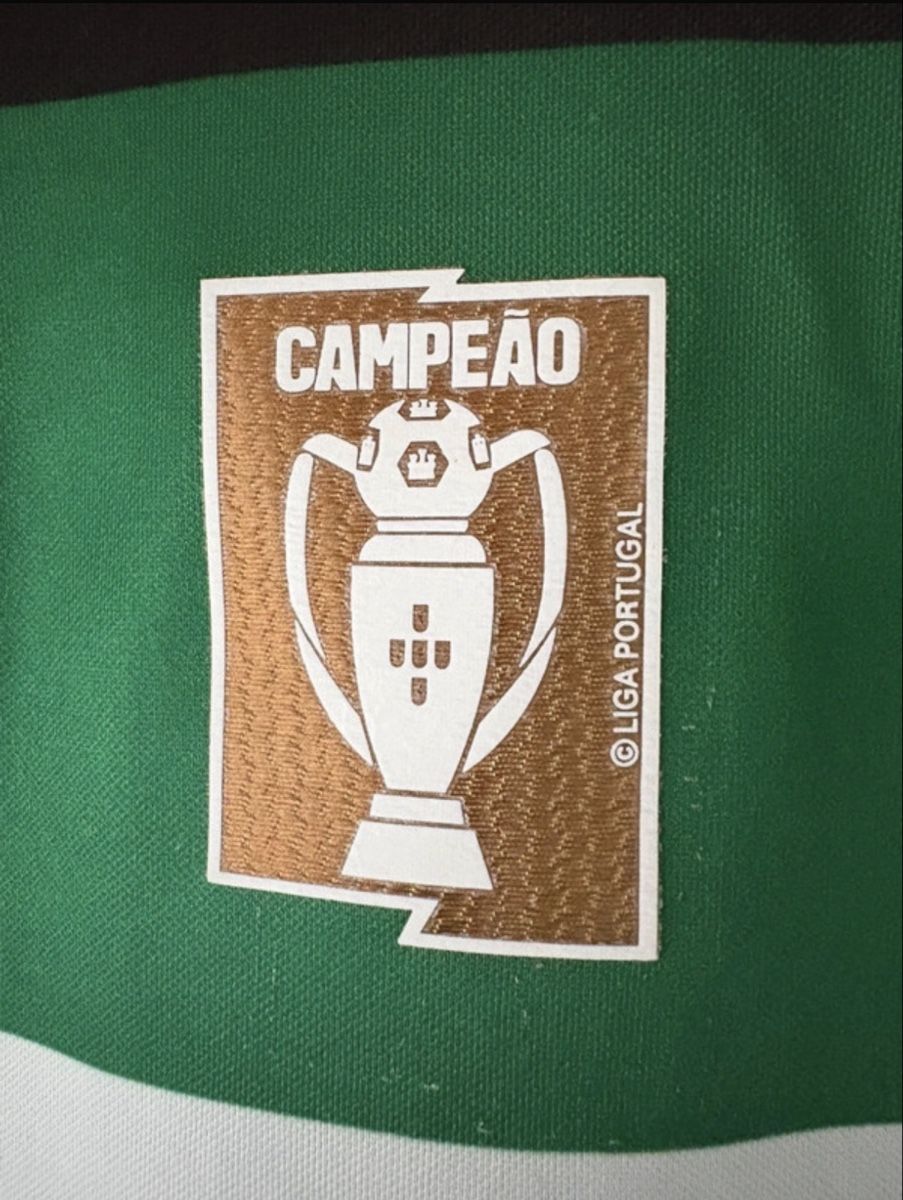 Nike Canottiere & Pantaloni: Maillot Sporting - Domicile 24/25 ( Patch Champion)  – Usato da Renens VD venduto da Sashamllr 1