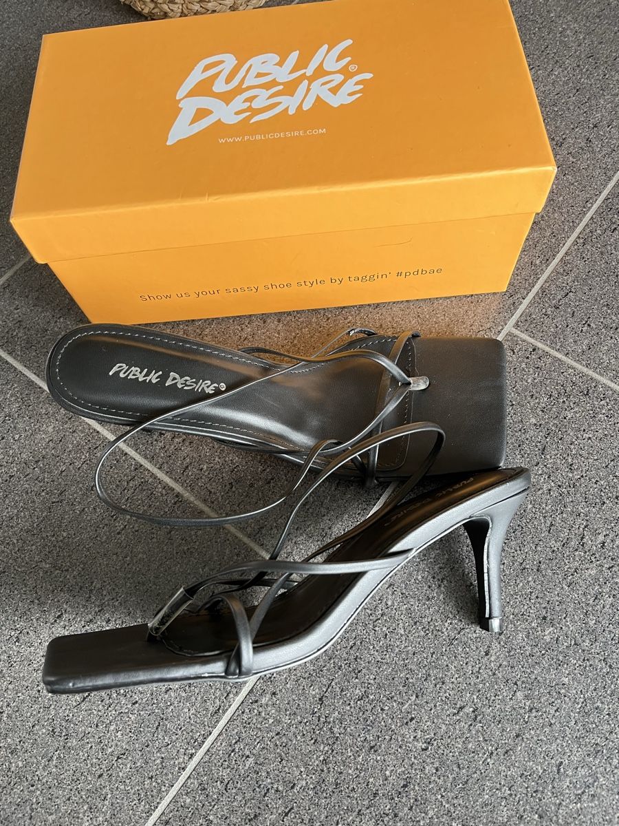 Scarpe da donna: Stilettos Gr. 39 – Usato da Holziken venduto da Xjj19